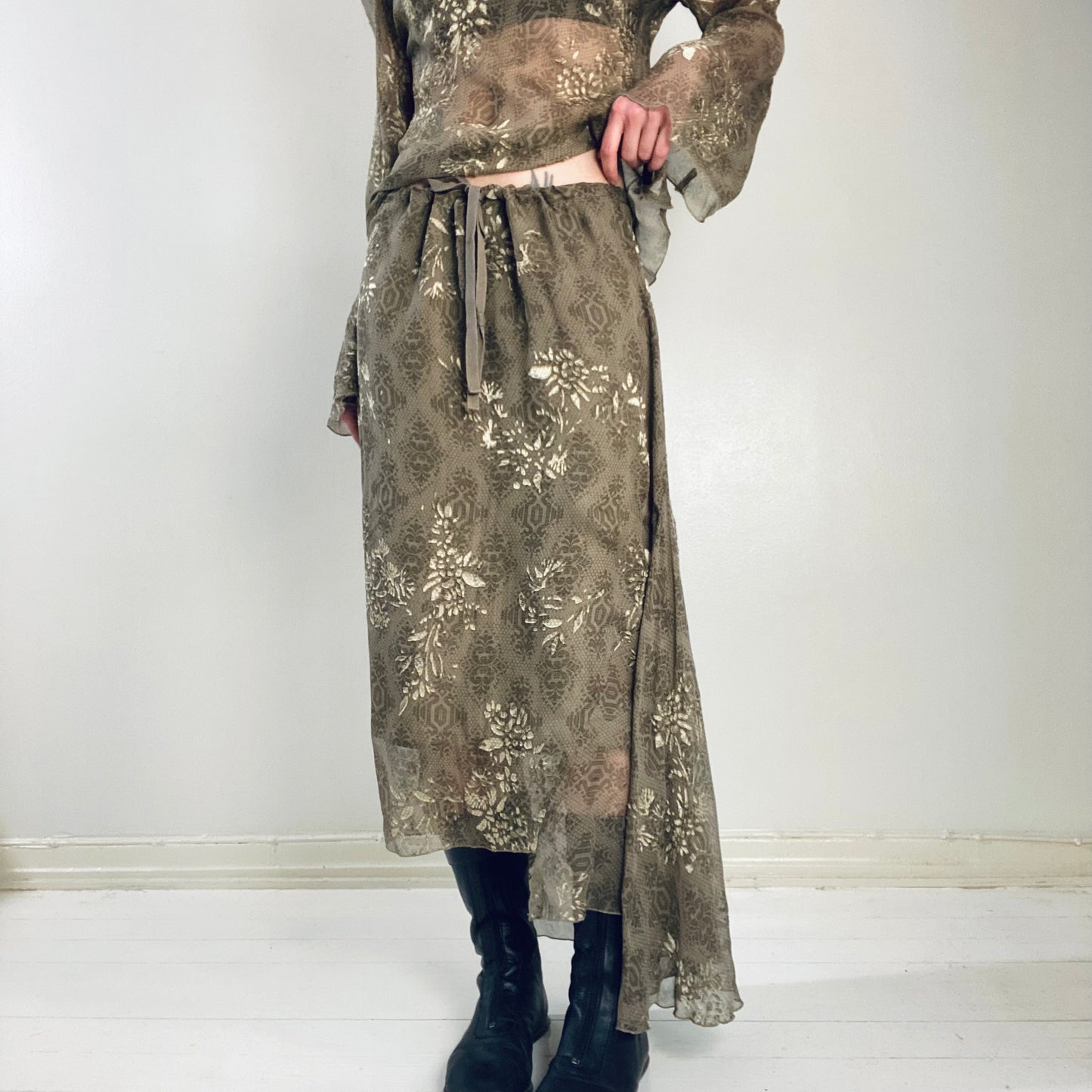 Sand silk skirt