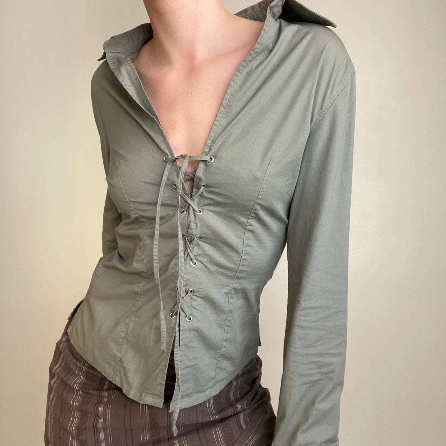 00s lace up shirt