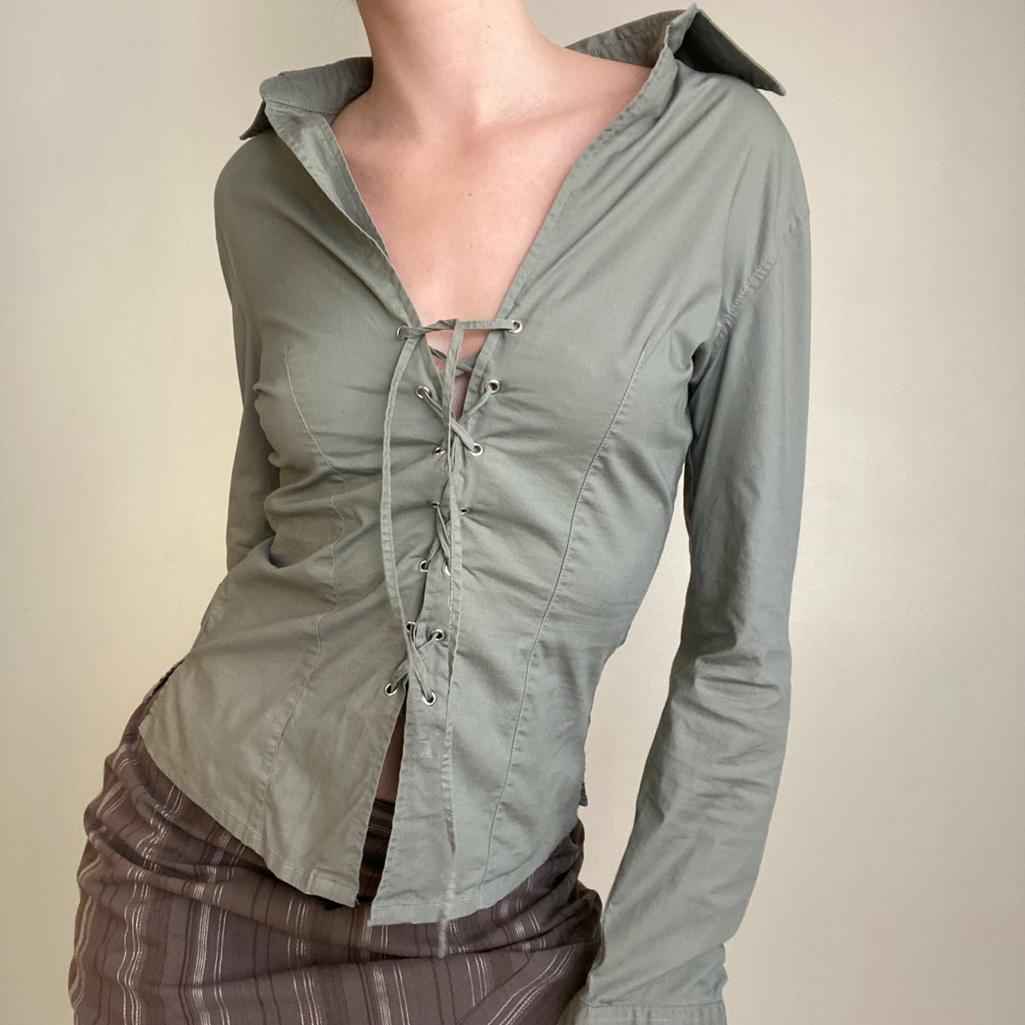 00s lace up shirt