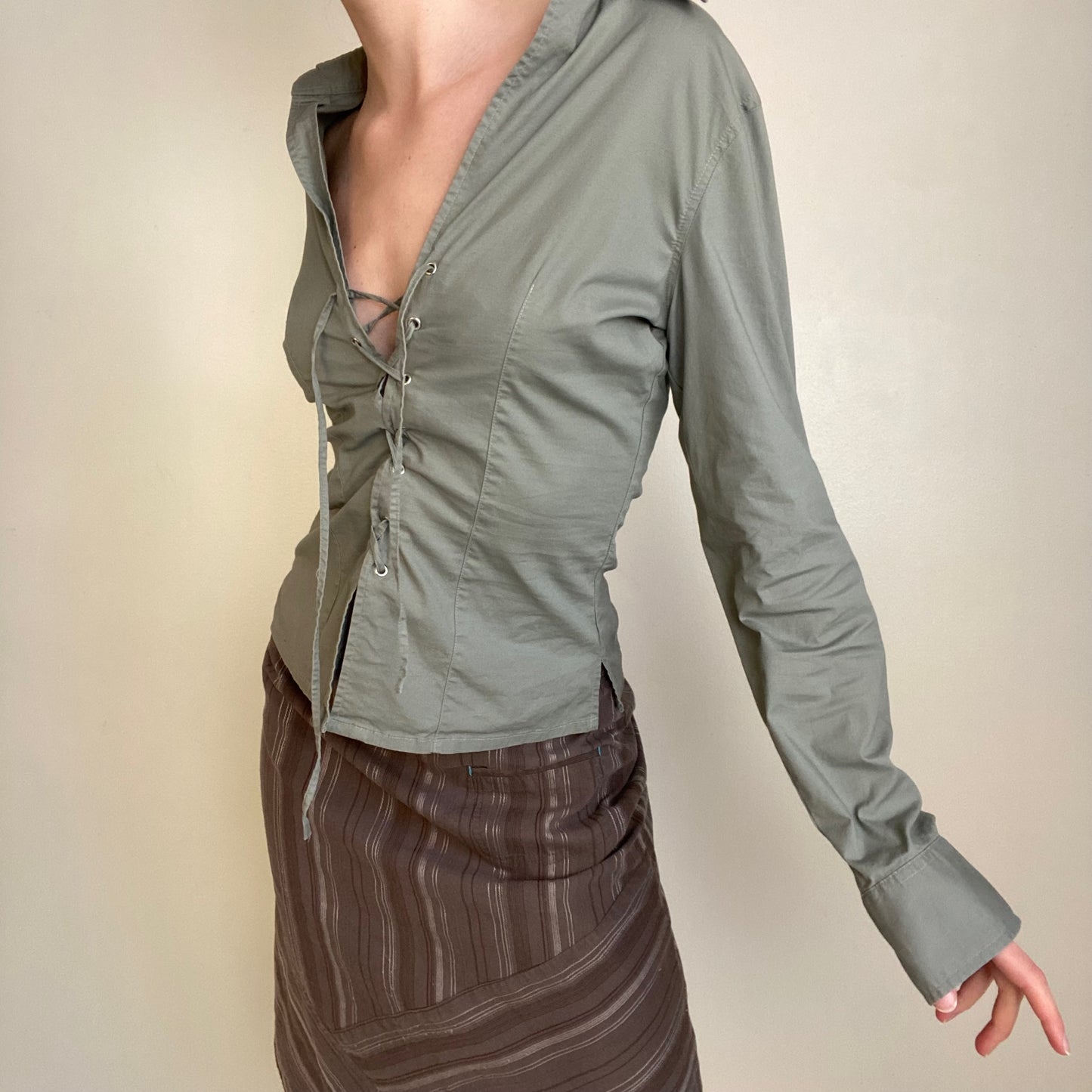 00s lace up shirt