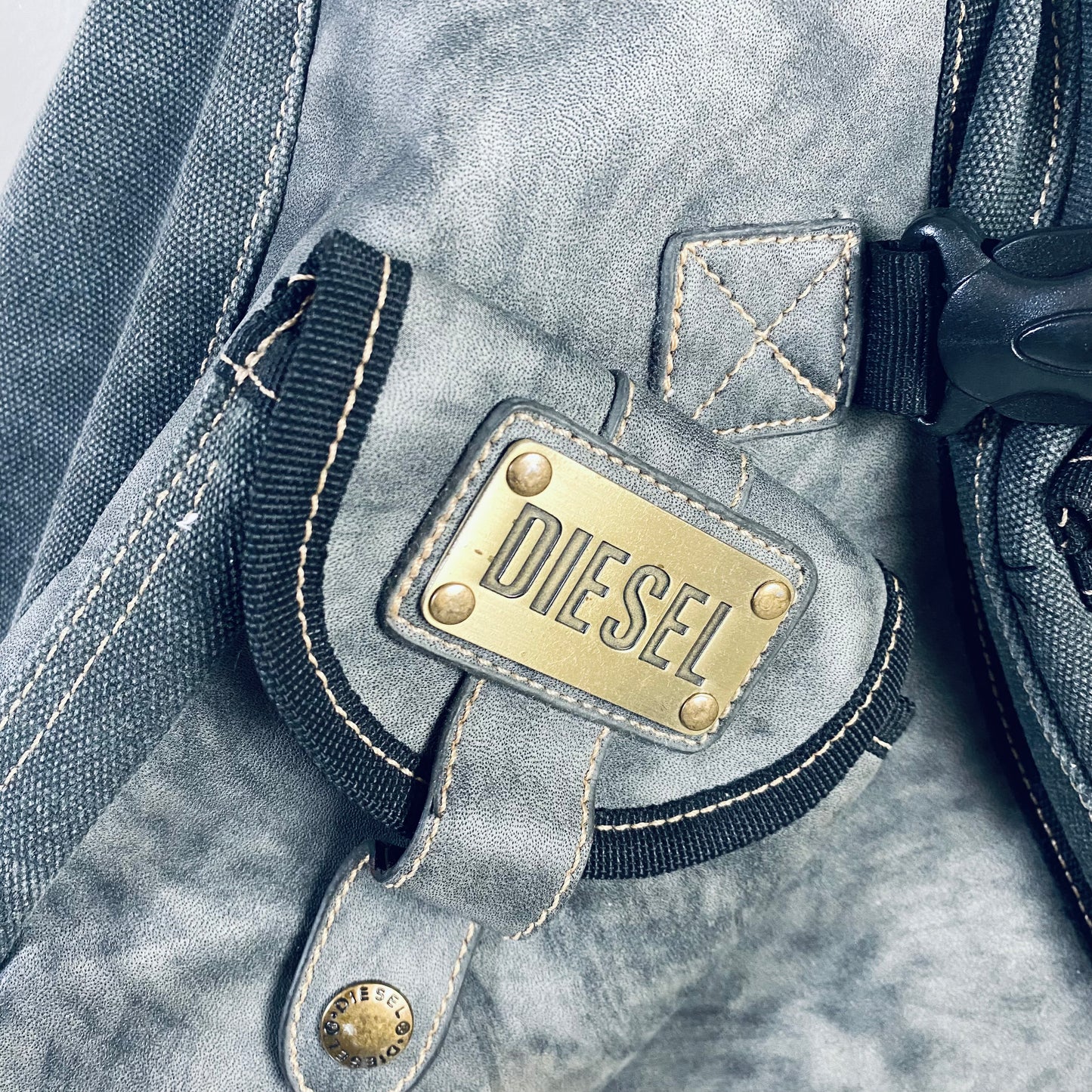 Diesel Red Tag sling bag