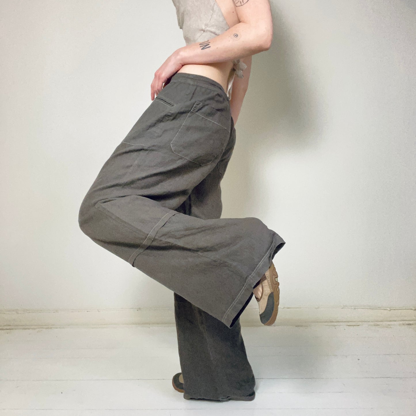 Baggy linen trousers