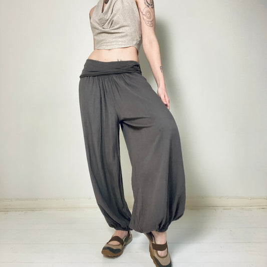 Loose fit harem pants