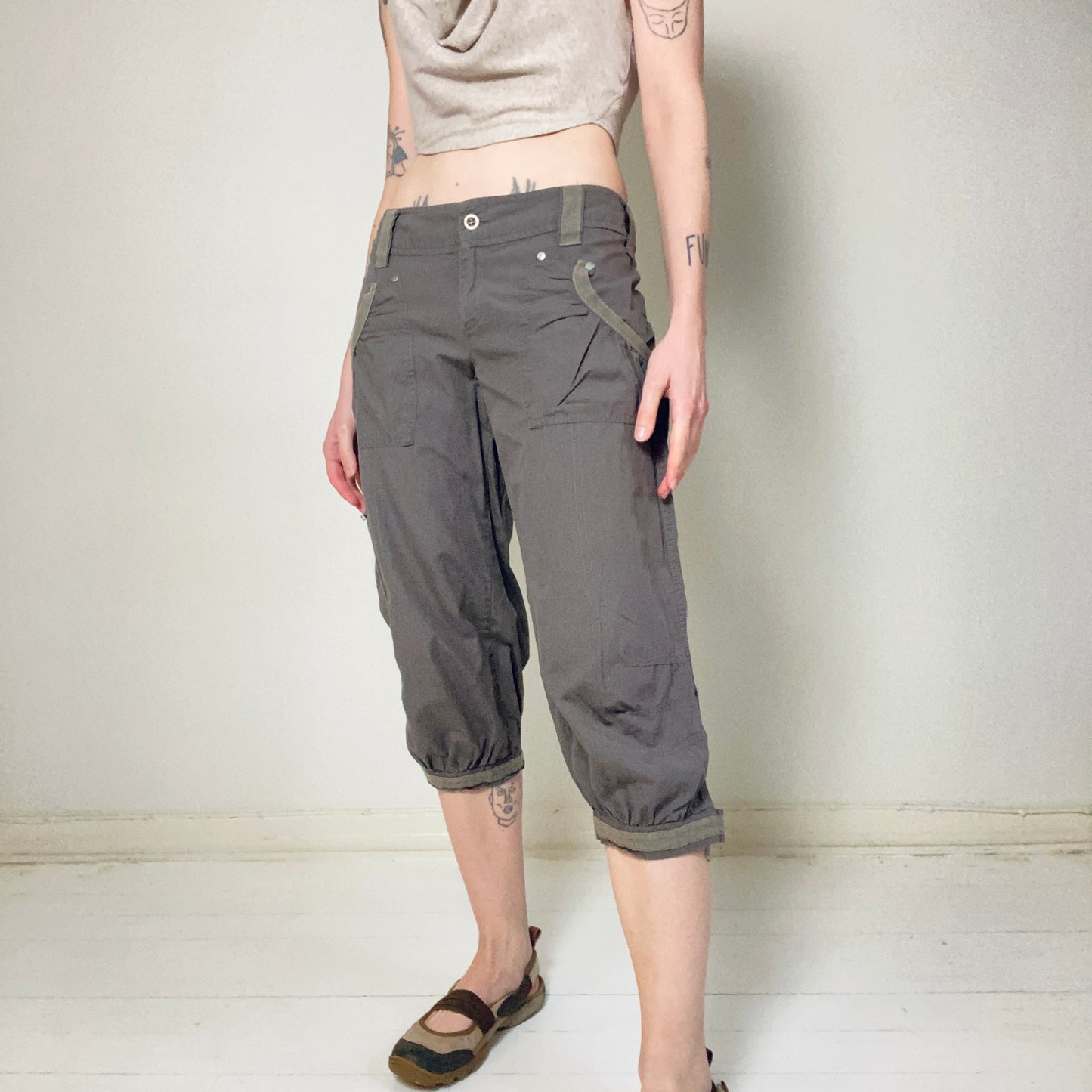 00s Low waist capri pants