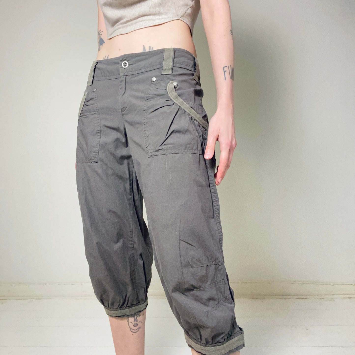 00s Low waist capri pants