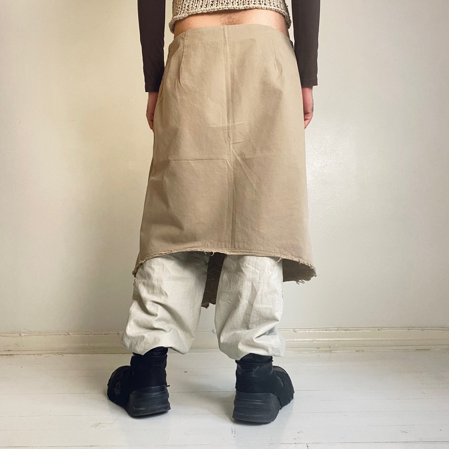 Asymmetrical hem skirt