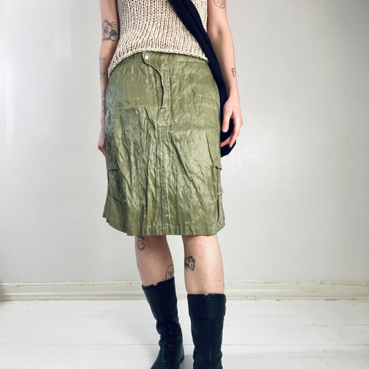 Diesel metal skirt